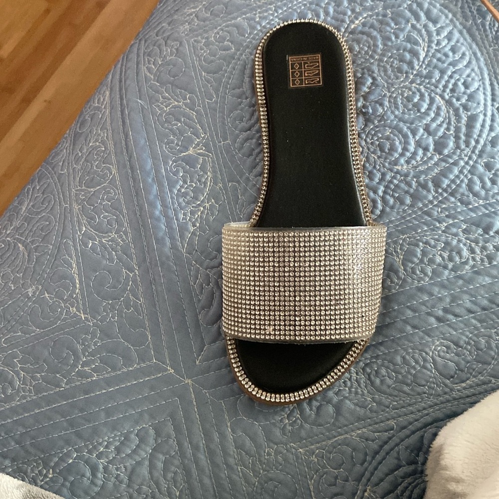 So cute!! SANDELS ! CANCLAS!